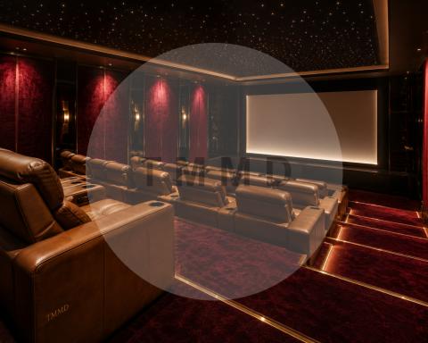 Cine privado de terciopelo rubí